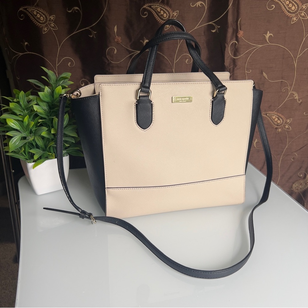 Large Kate Spade Tote Bag - Picture 4 of 12